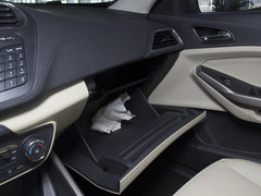 2015款 1.5L 手动 时尚型