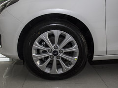 2015款 1.5L 手动 时尚型