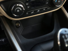 2015款 1.5L 手动 时尚型