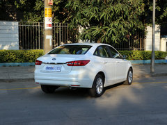 2015款 1.5L 手动 时尚型