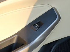 2015款 1.5L 手动 时尚型
