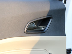 2015款 1.5L 手动 时尚型