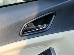2015款 1.5L 手动 时尚型