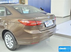 2015款 1.5L 手动 时尚型