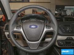 2015款 1.5L 手动 时尚型