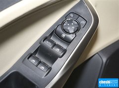 2015款 1.5L 手动 时尚型