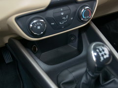 2015款 1.5L 手动 舒适型