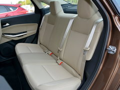 2015款 1.5L 手动 舒适型