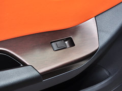 2015款 2.0L 手动 智臻型