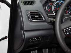 2015款 2.0L 手动 智臻型
