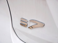 2015款 2.0L 手动 智臻型