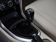2015款 2.0L 手动 智享型