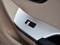 2015款 2.0L 手动 智享型