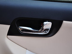 2015款 2.0L 手动 智享型