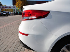 2015款 三厢 1.4L MT GLS