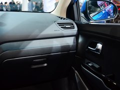 2015款 三厢 1.6L AT Premium