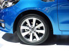 2015款 三厢 1.6L AT Premium