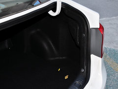 2015款 三厢 1.6L AT Premium