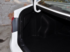 2015款 三厢 1.6L AT Premium