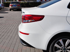 2015款 三厢 1.6L AT Premium