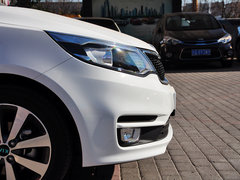 2015款 三厢 1.6L AT Premium