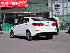 2015款 三厢 1.6L AT Premium