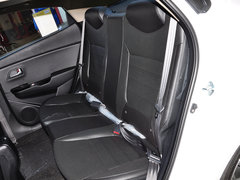 2015款 三厢 1.6L AT Premium