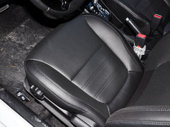 2015款 三厢 1.6L AT Premium