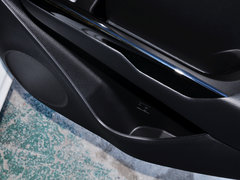 2015款 三厢 1.6L AT Premium