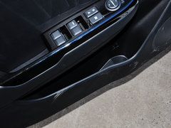 2015款 三厢 1.6L AT Premium