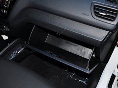 2015款 三厢 1.6L AT Premium