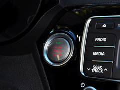 2015款 三厢 1.6L AT Premium