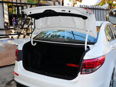 2015款 三厢 1.6L AT Premium