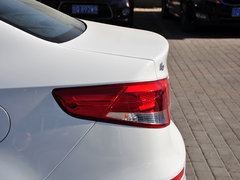 2015款 三厢 1.6L AT Premium