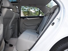 2015款 1.3T 手动 尊贵型