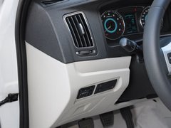 2015款 1.3T 手动 尊贵型