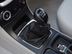 2015款 1.3T 手动 尊贵型