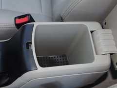 2015款 1.3T 手动 尊贵型