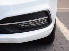 2015款 1.3T 手动 尊贵型