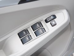 2015款 1.3T 手动 尊贵型