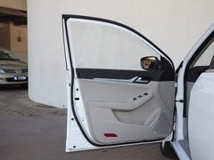 2015款 1.3T 手动 尊贵型