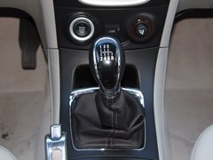 2015款 1.3T 手动 尊贵型