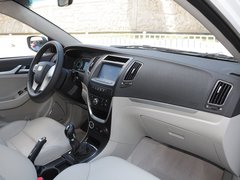 2015款 1.3T 手动 尊贵型