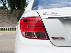 2015款 1.3T 手动 尊贵型
