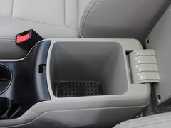 2015款 1.3T 手动 尊贵型