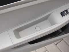 2015款 1.3T 手动 尊贵型
