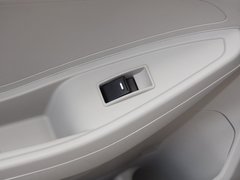 2015款 1.3T 手动 尊贵型
