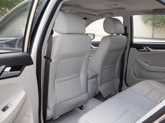 2015款 1.3T 手动 尊贵型