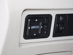 2015款 1.3T 手动 尊贵型