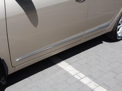 2015款 1.3T 手动 尊贵型